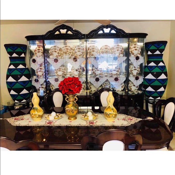 Vases - Picture 2 of 2